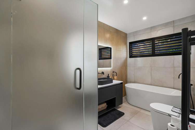 3 Chimney Lane Jacks Point_16