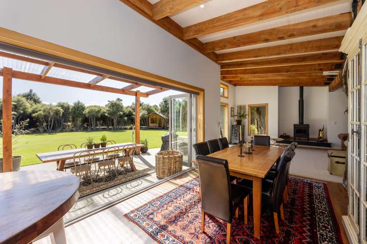 23 Ewing Place Albert Town_12