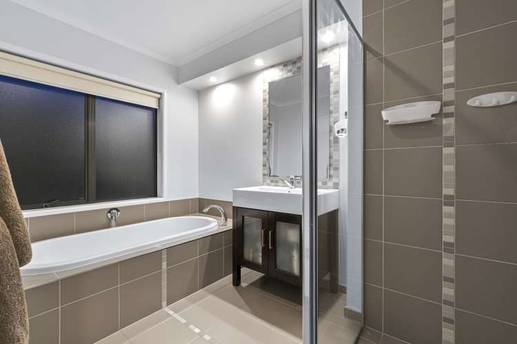 6 Serena Key Papamoa_30