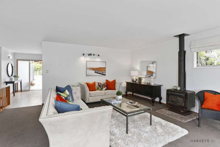 201 Godley Road Titirangi_10