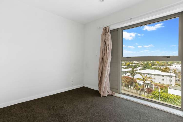 17/2 Western Springs Road Morningside_6