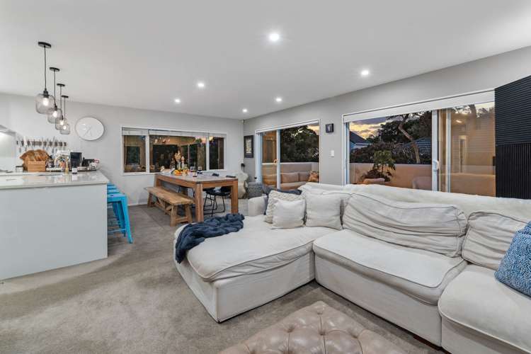 6a Handley Avenue Narrow Neck_11