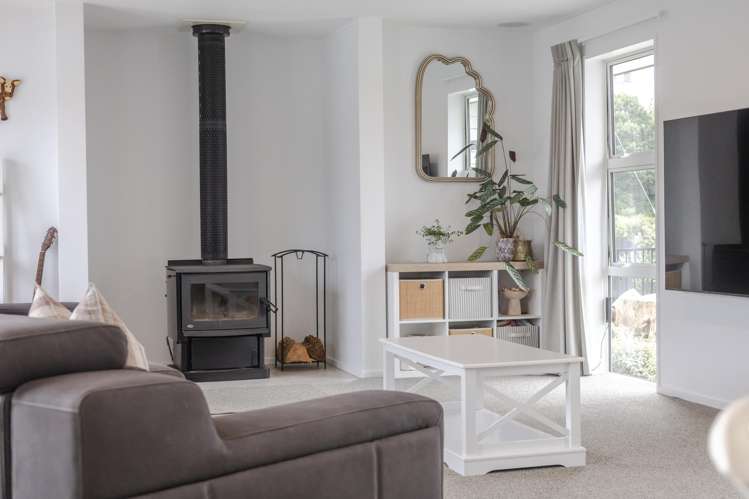 7 Pine Tree Road Hokitika_8