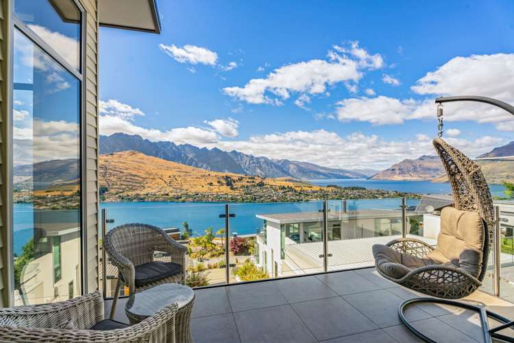 23 Olivers Place Queenstown_9