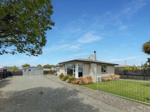 3 BEDROOMS - WINTON