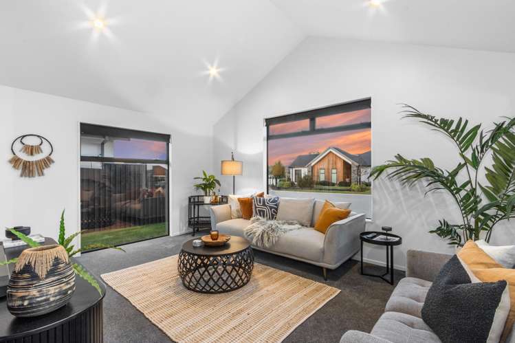 14 Nederland Avenue Burwood_7