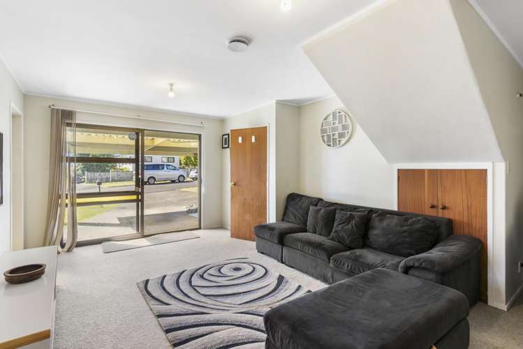 1/9 Malte Brun Place Papatoetoe_5