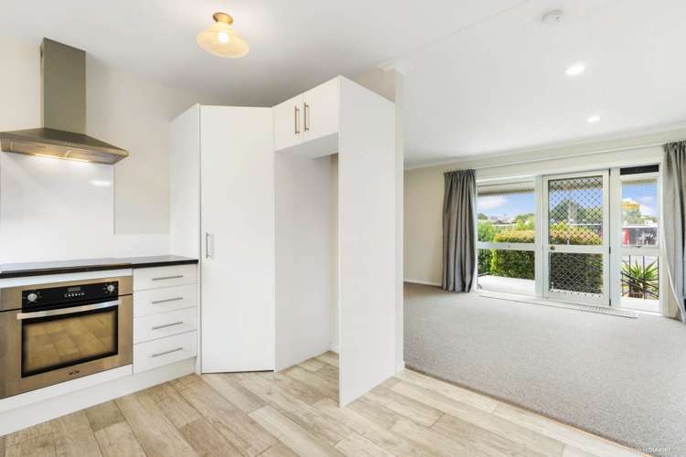 154 Kitchener Road Pukekohe_5