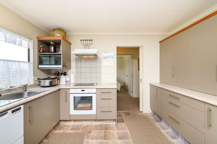 2 Logan Grove Feilding_1