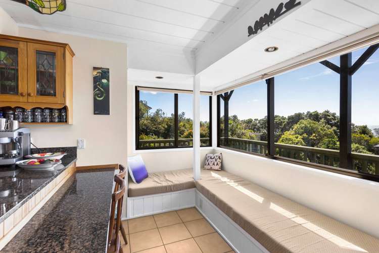 12 Cooper Road Stanmore Bay_13