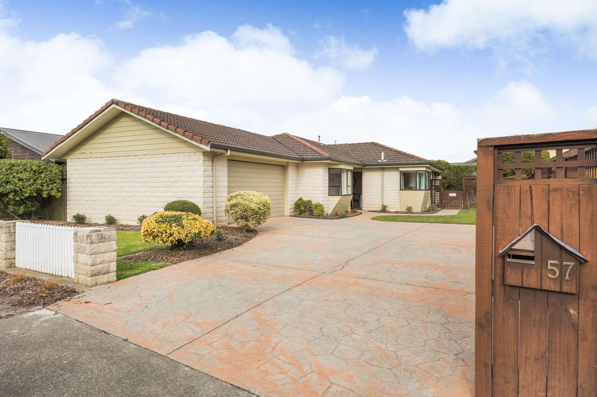 57 Clarke Avenue Highbury_0