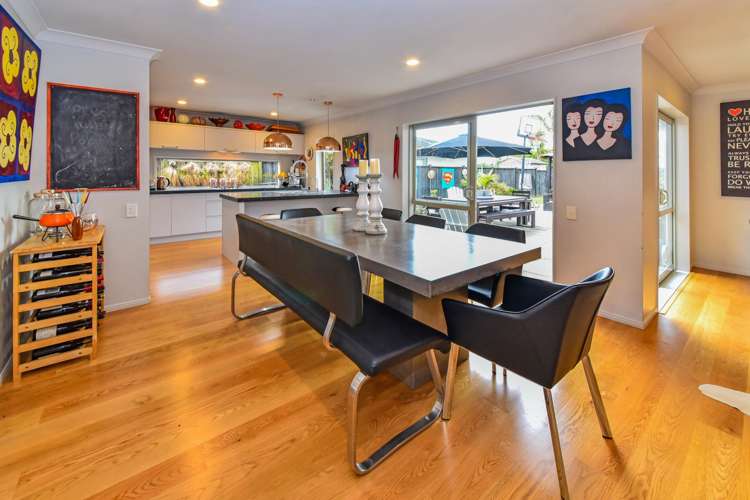 42 Stranraer Crescent Wattle Downs_8