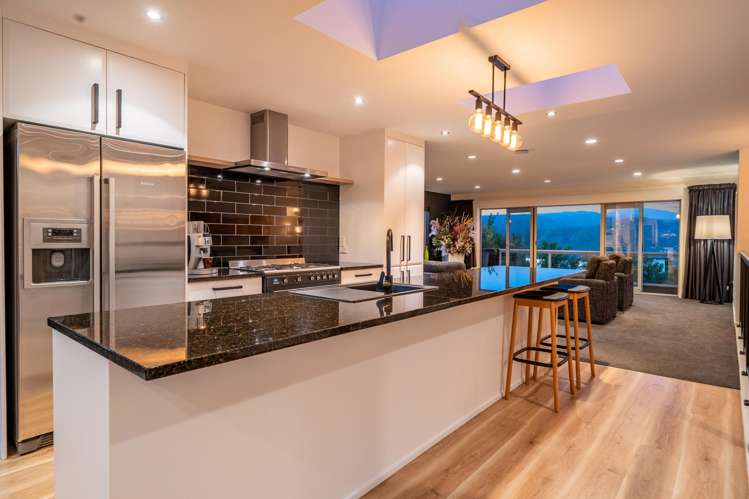 75 Mount Marua Way Mount Marua_1