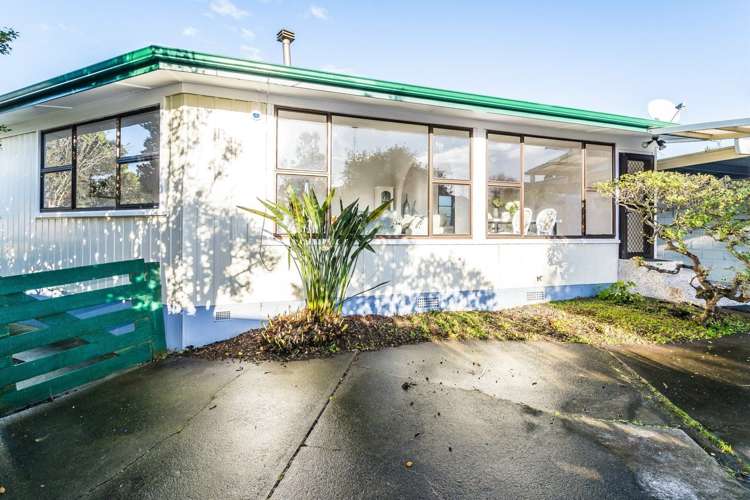 15b Camellia Place Mount Roskill_16