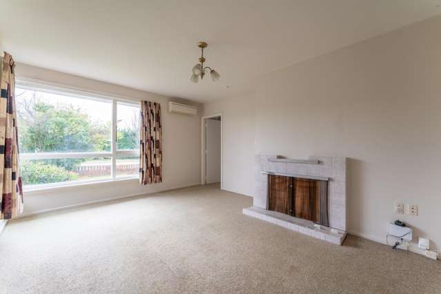 128 Pages Road Marchwiel_3