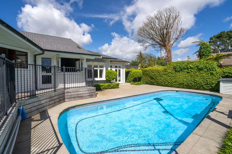 643 Grey Street Hamilton East_16