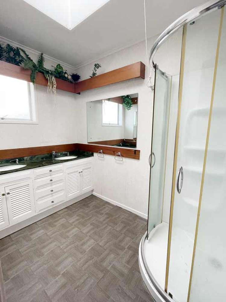 26 Paisley Street Mellons Bay_11