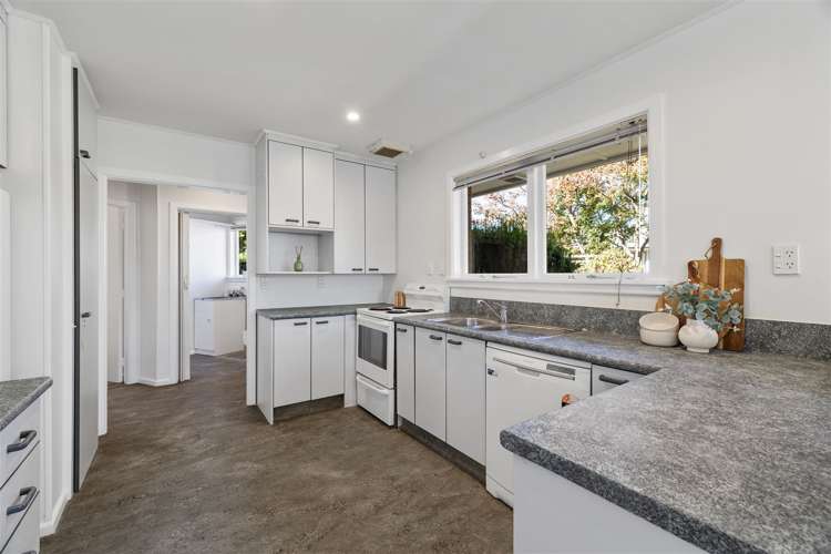 98 Teesdale Street Burnside_5