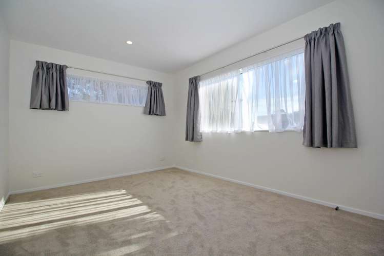 239a Beach Haven Road Birkdale_17