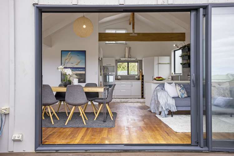 55 Ardern Avenue Stanmore Bay_4