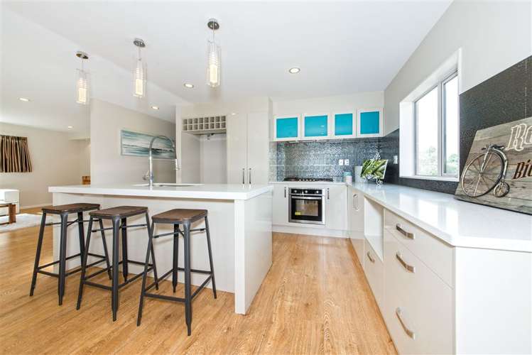 72a West Coast Road Glen Eden_6