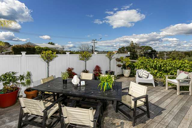 47 Lake Road Devonport_3