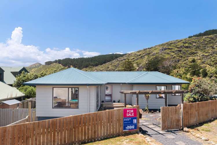 2 Ocean View Road Port Waikato_1