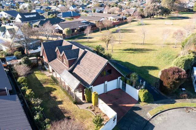 Parkside Potential in a Peaceful Halswell Setting