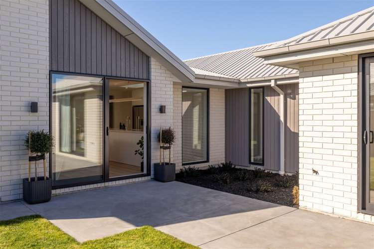 36 Halpin Drive Lincoln_25