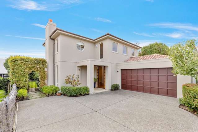 Traditional Elegance, Top Address