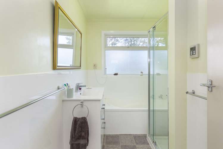 1827 State Highway 2 Masterton_9
