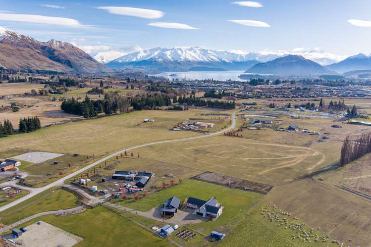12 Little Orchard Way Wanaka_7