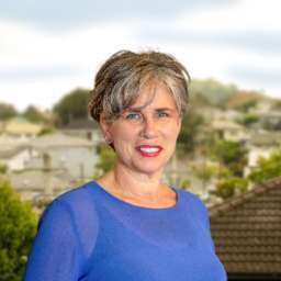 Valeria Burrows