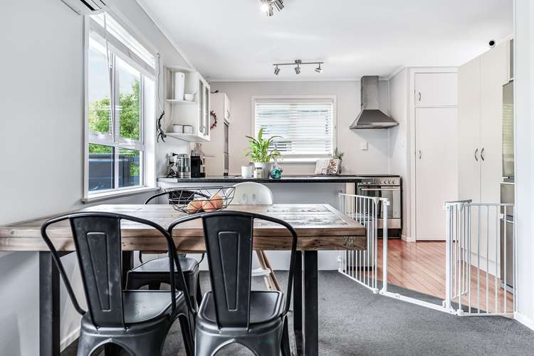 65 Ranui Street Dinsdale_10