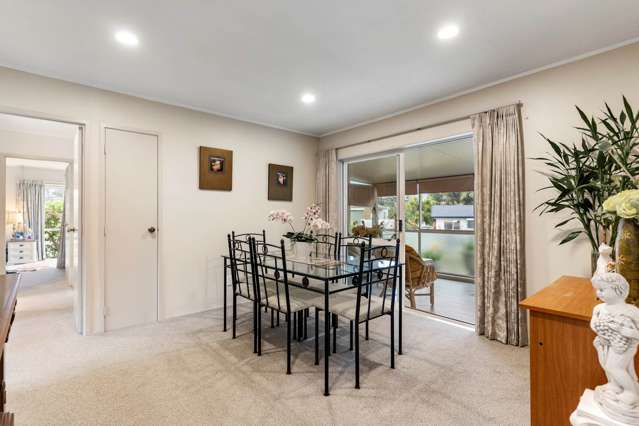 3/15 Bernie Edwards Place Botany Downs_4