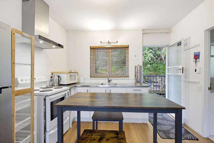 15/51 Adams Terrace Kelburn_11
