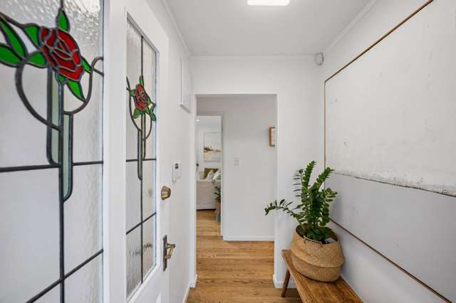 2/7 Hanlon Crescent Narrow Neck_4