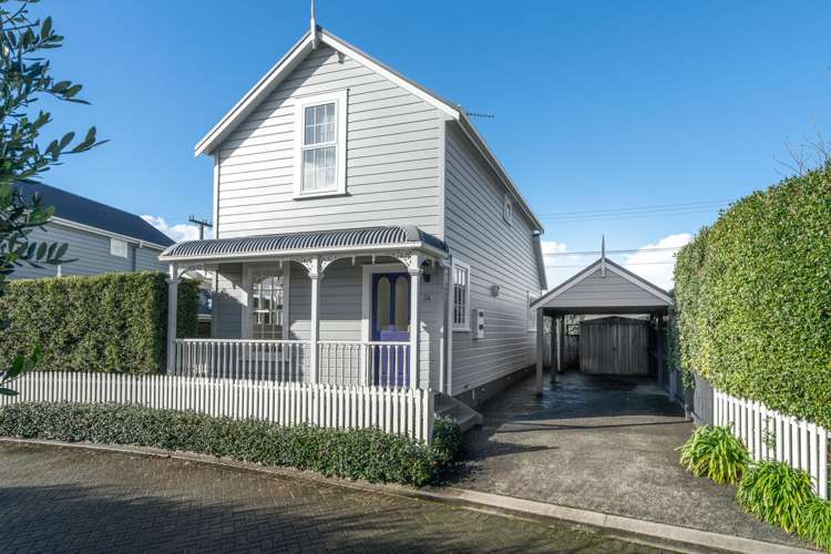 34 Beach Road Northcote Point_20
