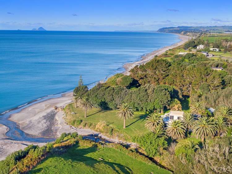 2425f State highway 2 Pukehina_13