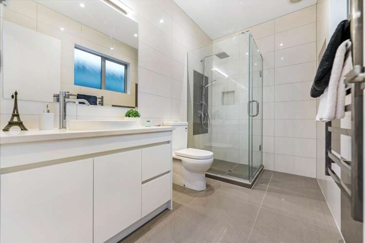 55 Kerrykeel Drive Flat Bush_29