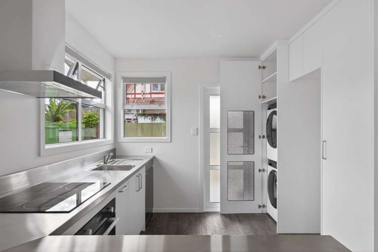 1/660 Gladstone Road Te Hapara_2