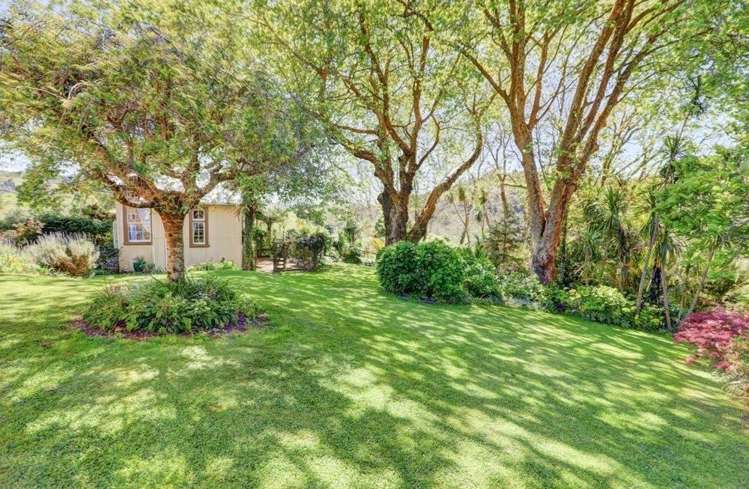 827 Limeworks Loop Road Karamu_16