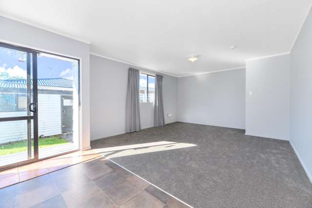 2/16 Sheehan Avenue Papakura_2