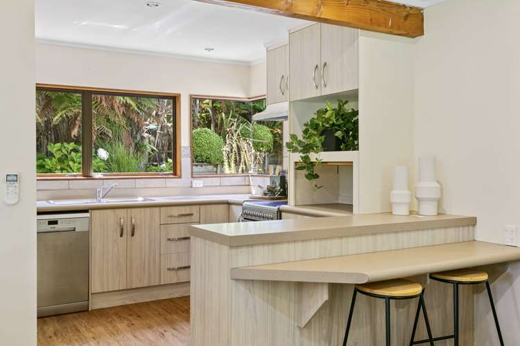 38 Arrowsmith Avenue Waipahihi_8