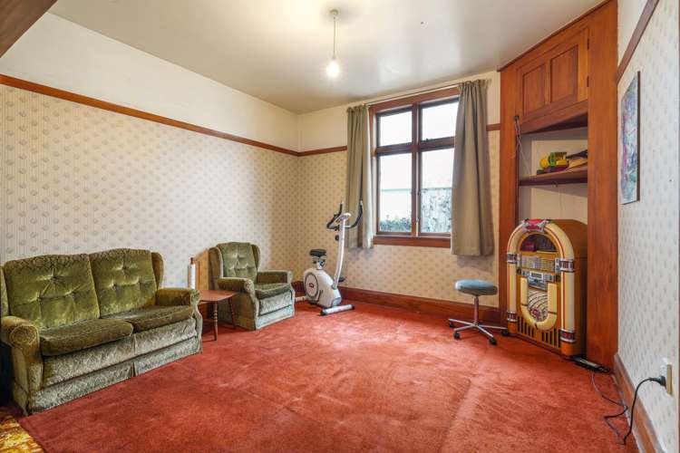 1681 Cust Road_5