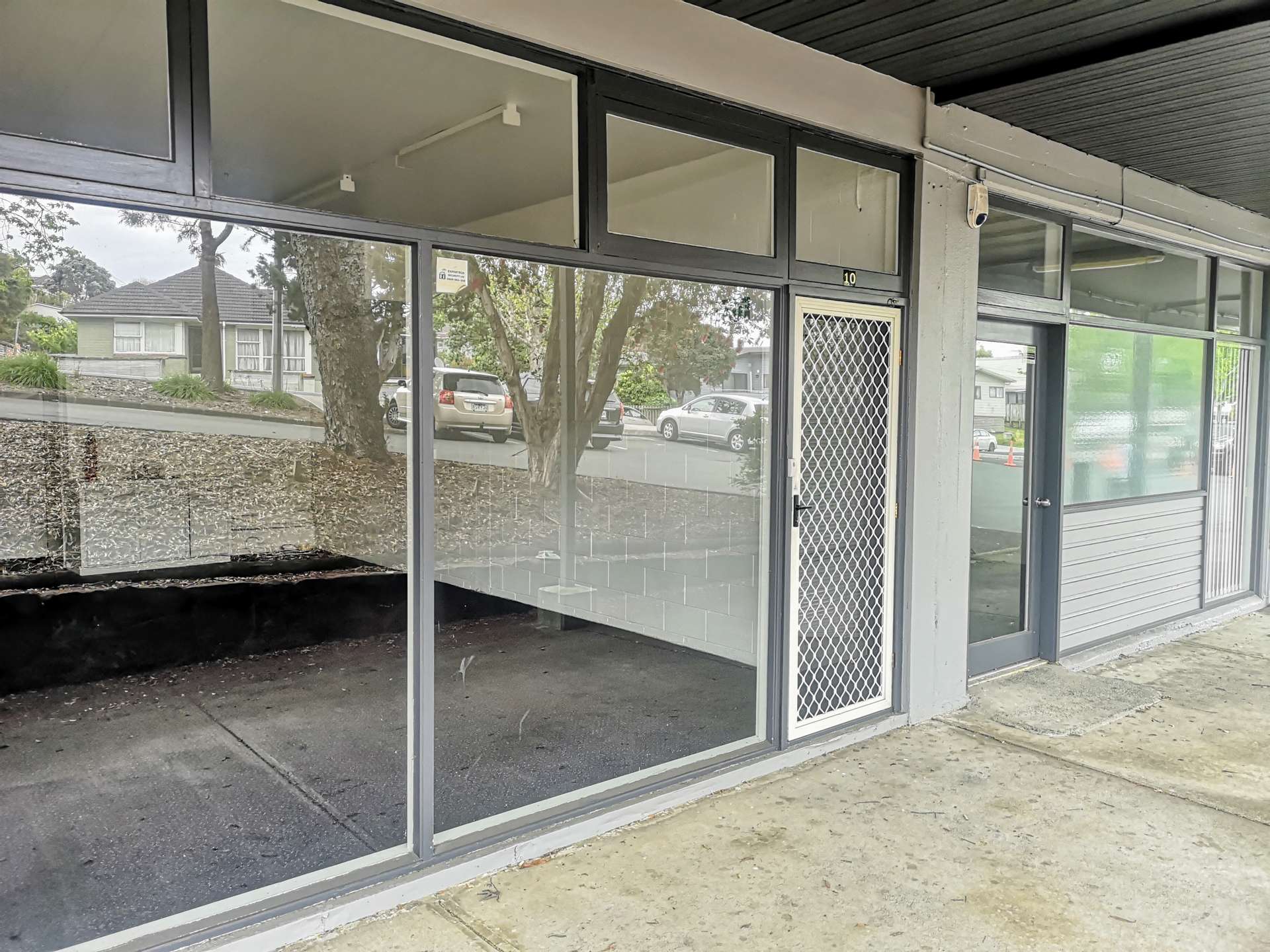 Shop 2 16-18 College Road Northcote_0