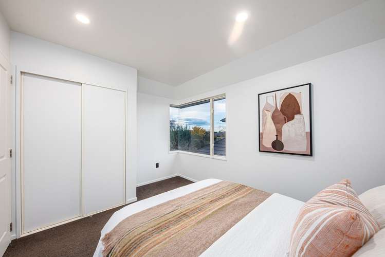 9 Glastonbury Drive Burwood_18