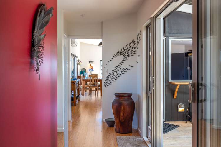 14 Natzka Road Ostend_1