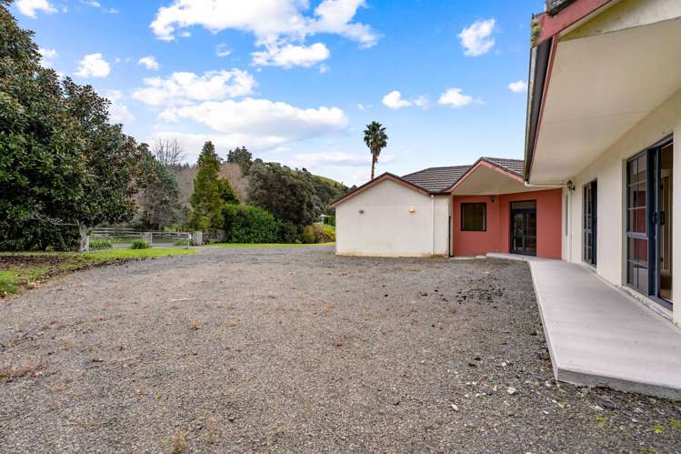 1 Governors Heights Whangamata_20