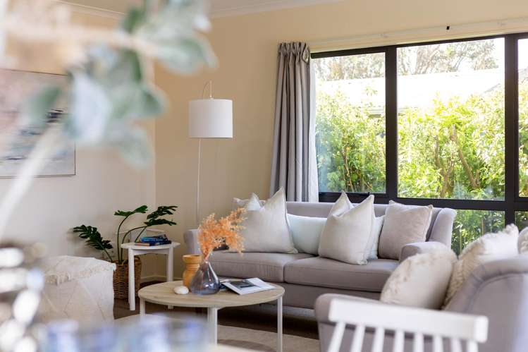 12A Hiwi Crescent Titahi Bay_15